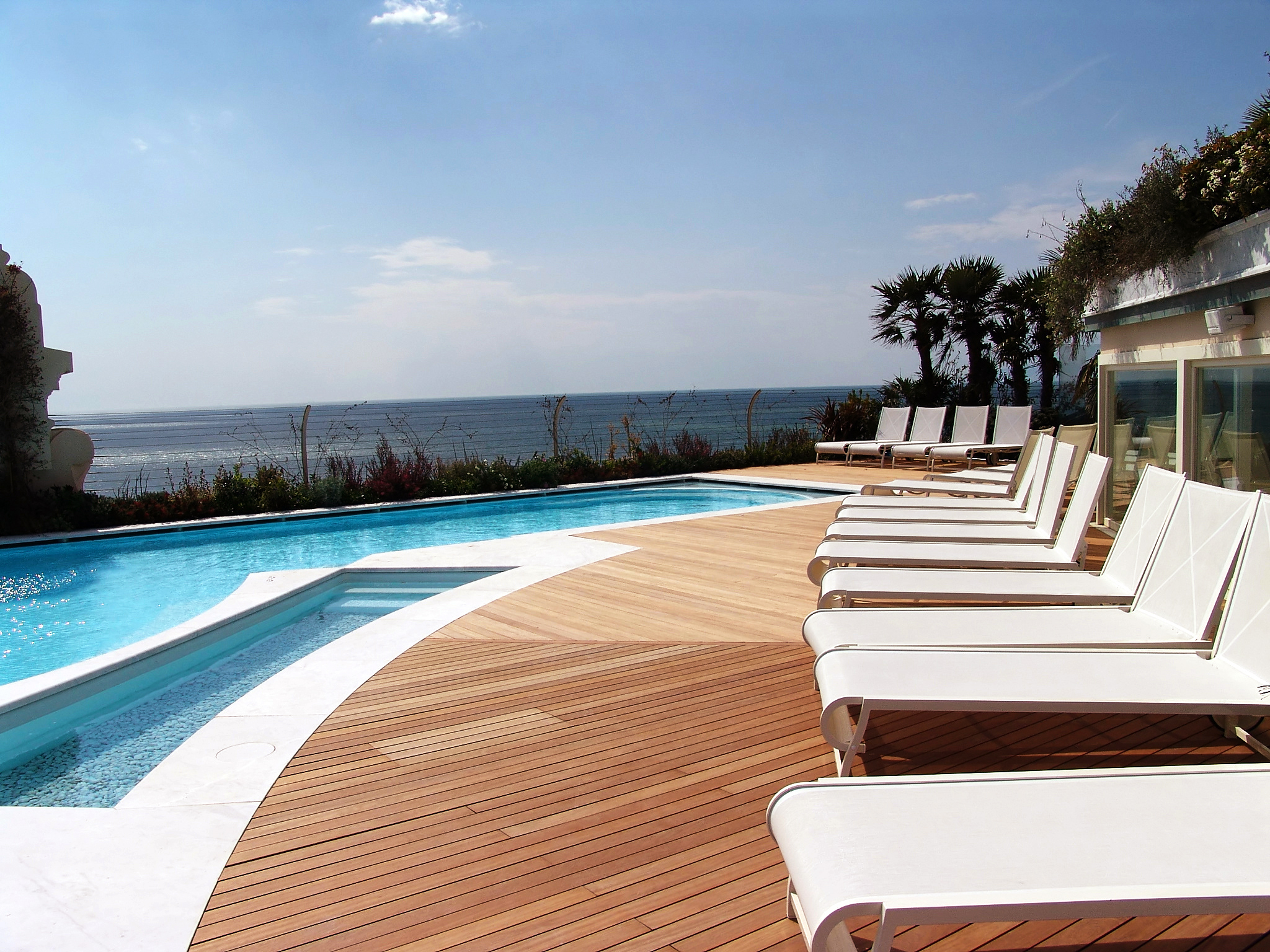 pool and deck chairs pool and deck chairs
